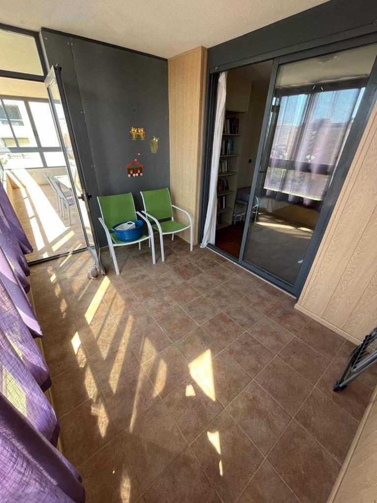 شقة Las Marinas, Apartamento Muy Amplio Cerca De La Playa بينايدورم المظهر الخارجي الصورة