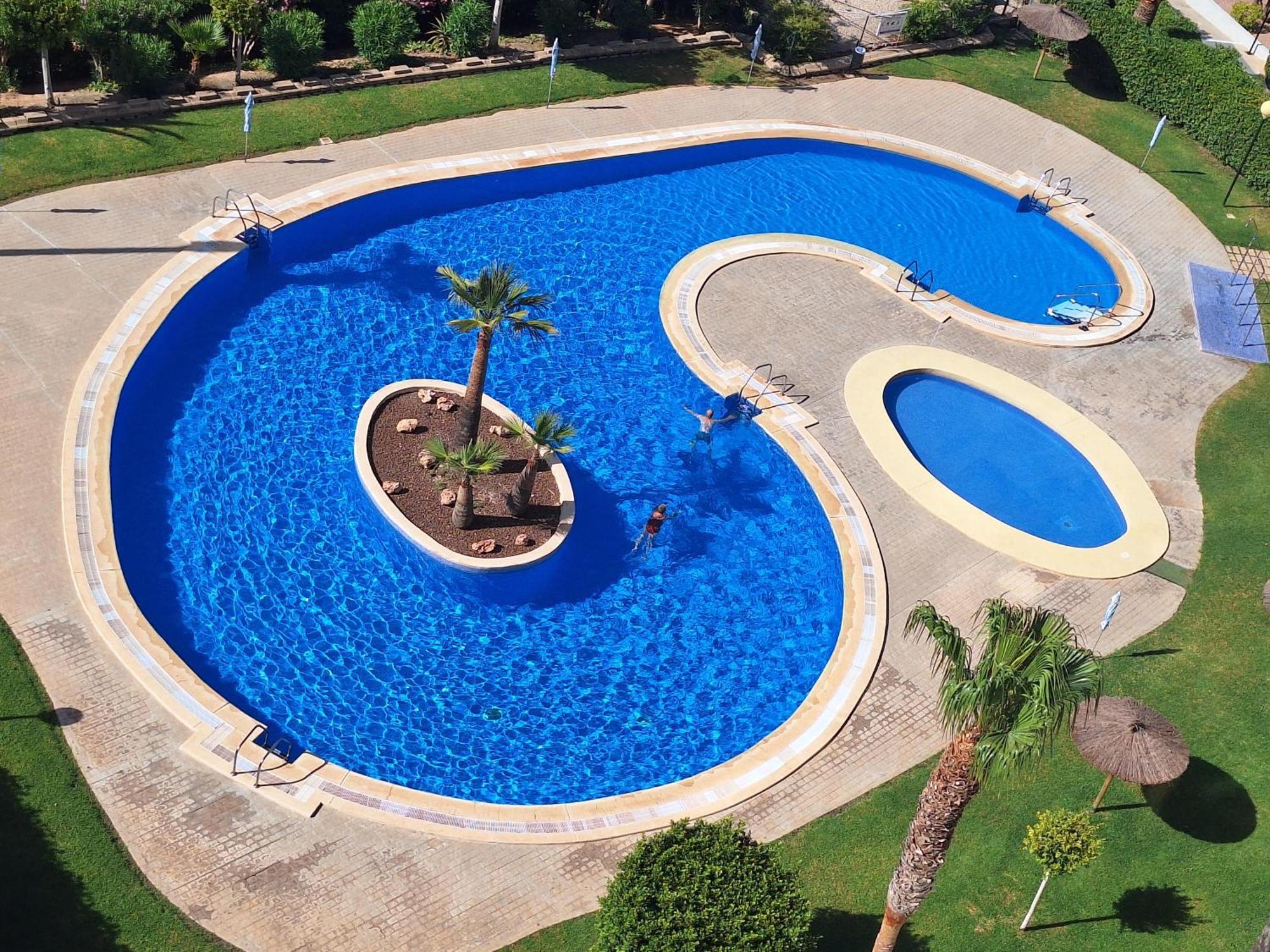 شقة Las Marinas, Apartamento Muy Amplio Cerca De La Playa بينايدورم المظهر الخارجي الصورة